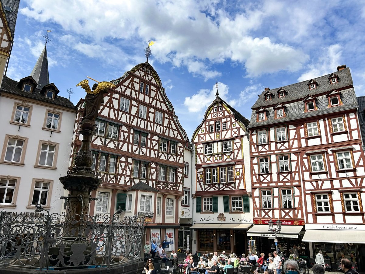 bernkastel7