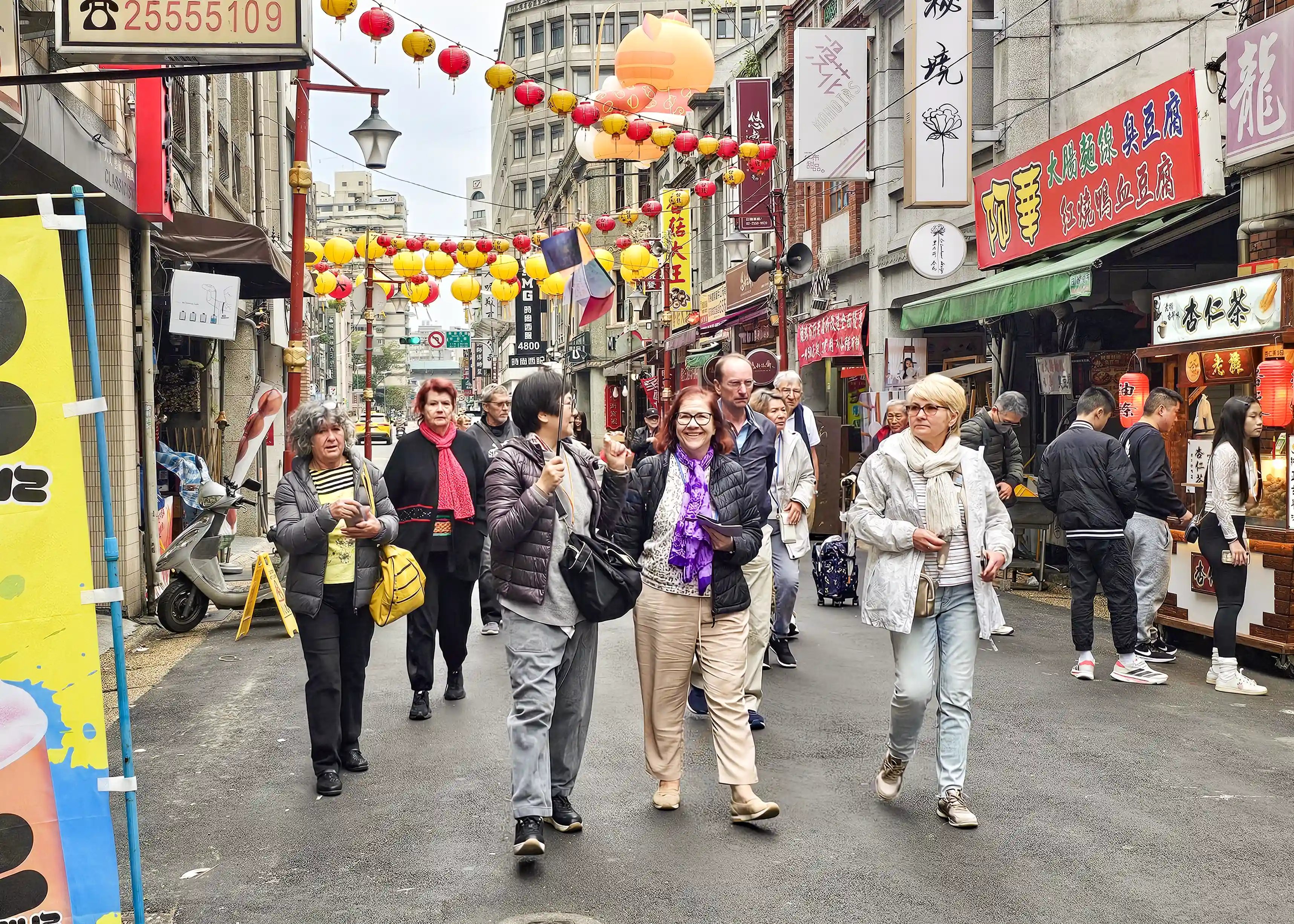 rb-asien-kreuzfahrt-feb26-fuehrung