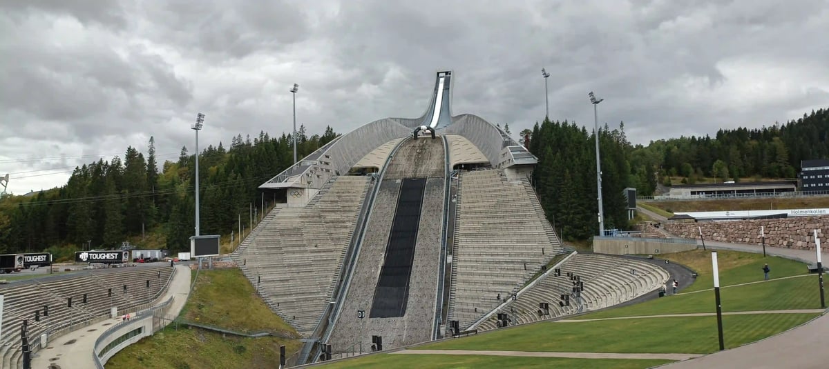 Holmenkollen-Skisprungschanze in Oslo