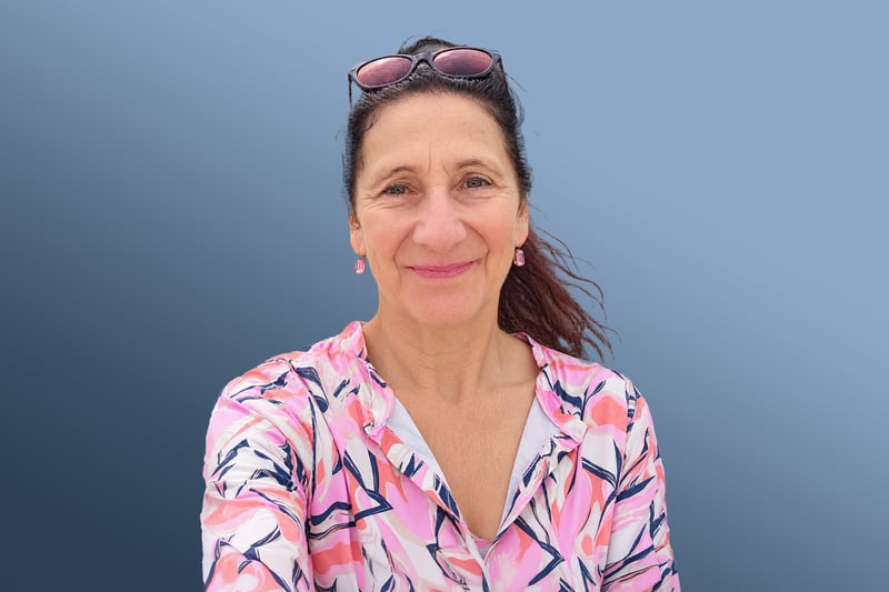 Elisabetta Piomarta, Reiseleiterin bei car-tours.ch