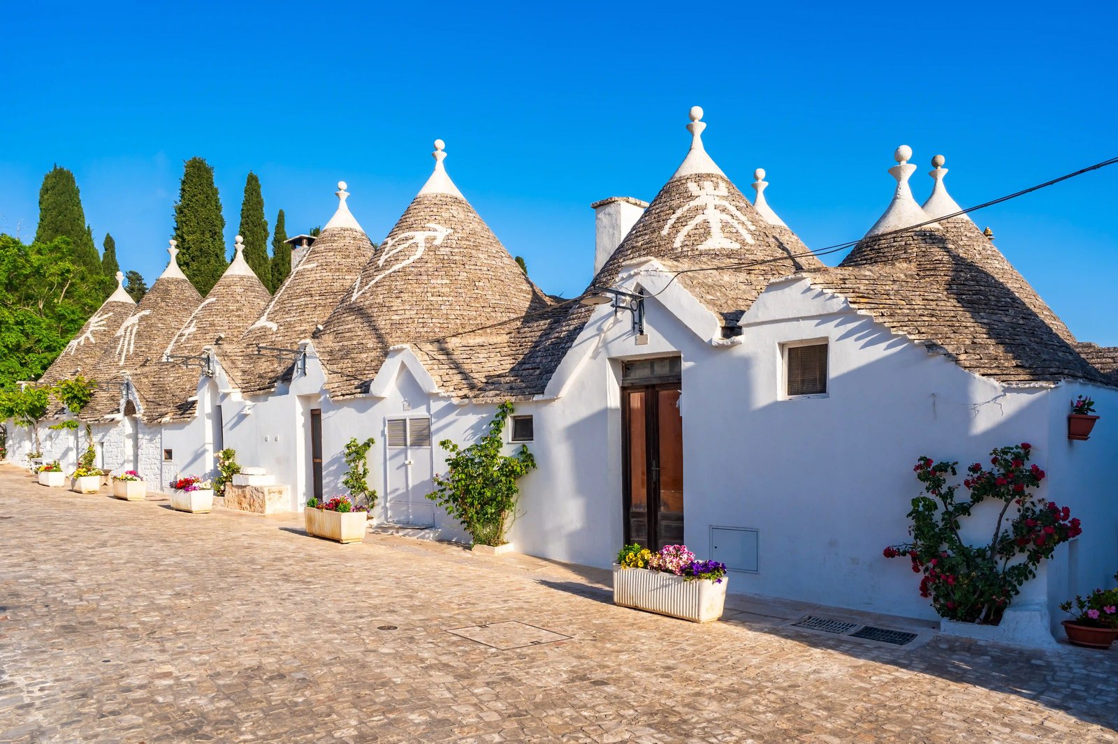 dreapti190-italien-die-zauberhaften-trulli-haeuser-in-alberobello