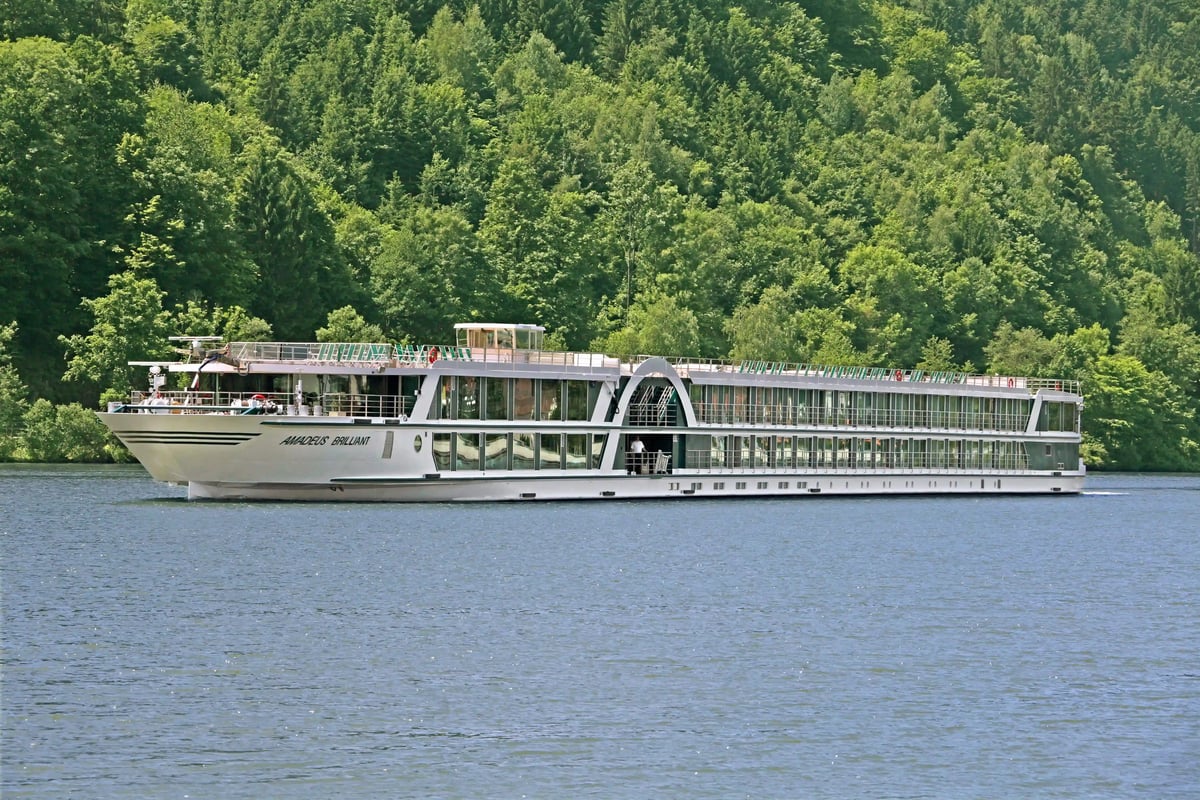 Navire de croisière fluviale Amadeus Brilliant sur le Danube