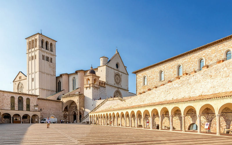 Wunderschönes Assisi 800x500