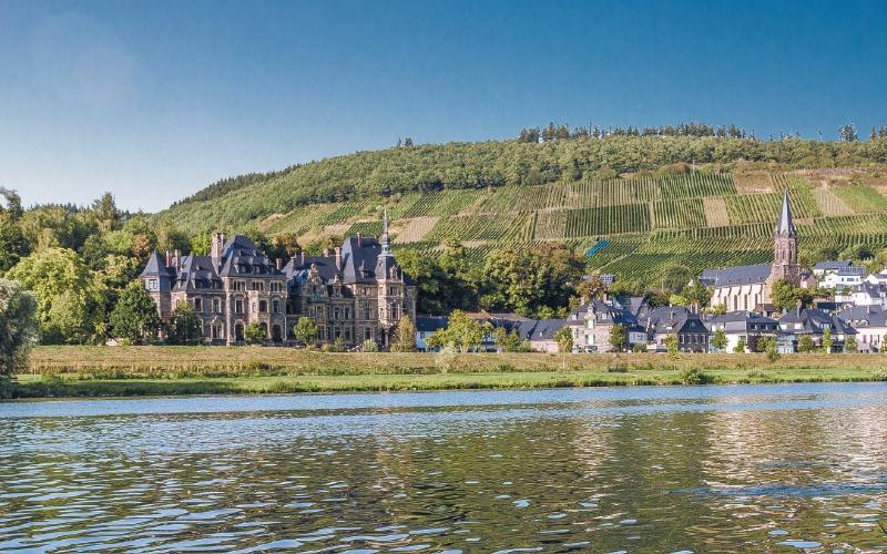 Le féerique château sur la Moselle 1